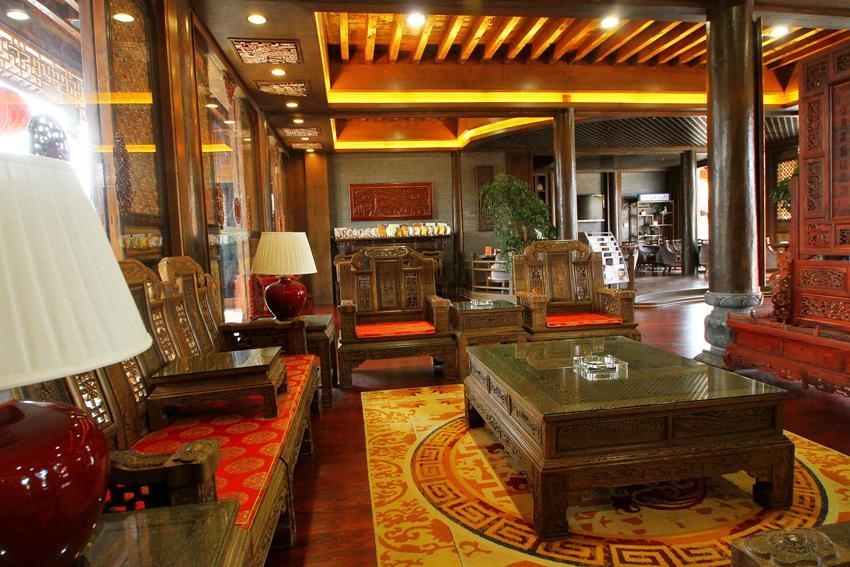 Lijiang Jinfu Hotel エクステリア 写真