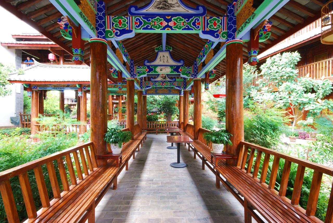 Lijiang Jinfu Hotel エクステリア 写真