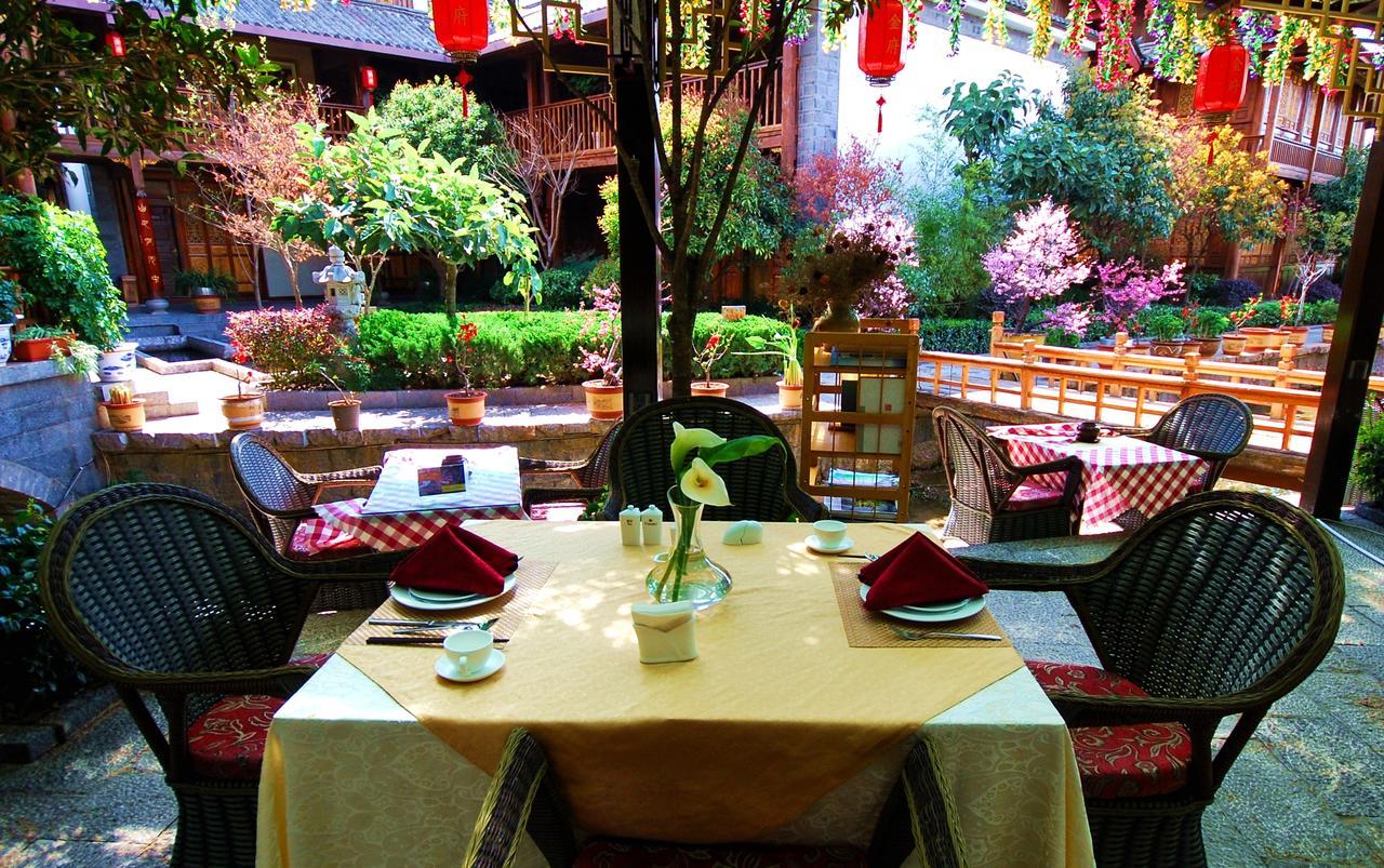 Lijiang Jinfu Hotel エクステリア 写真
